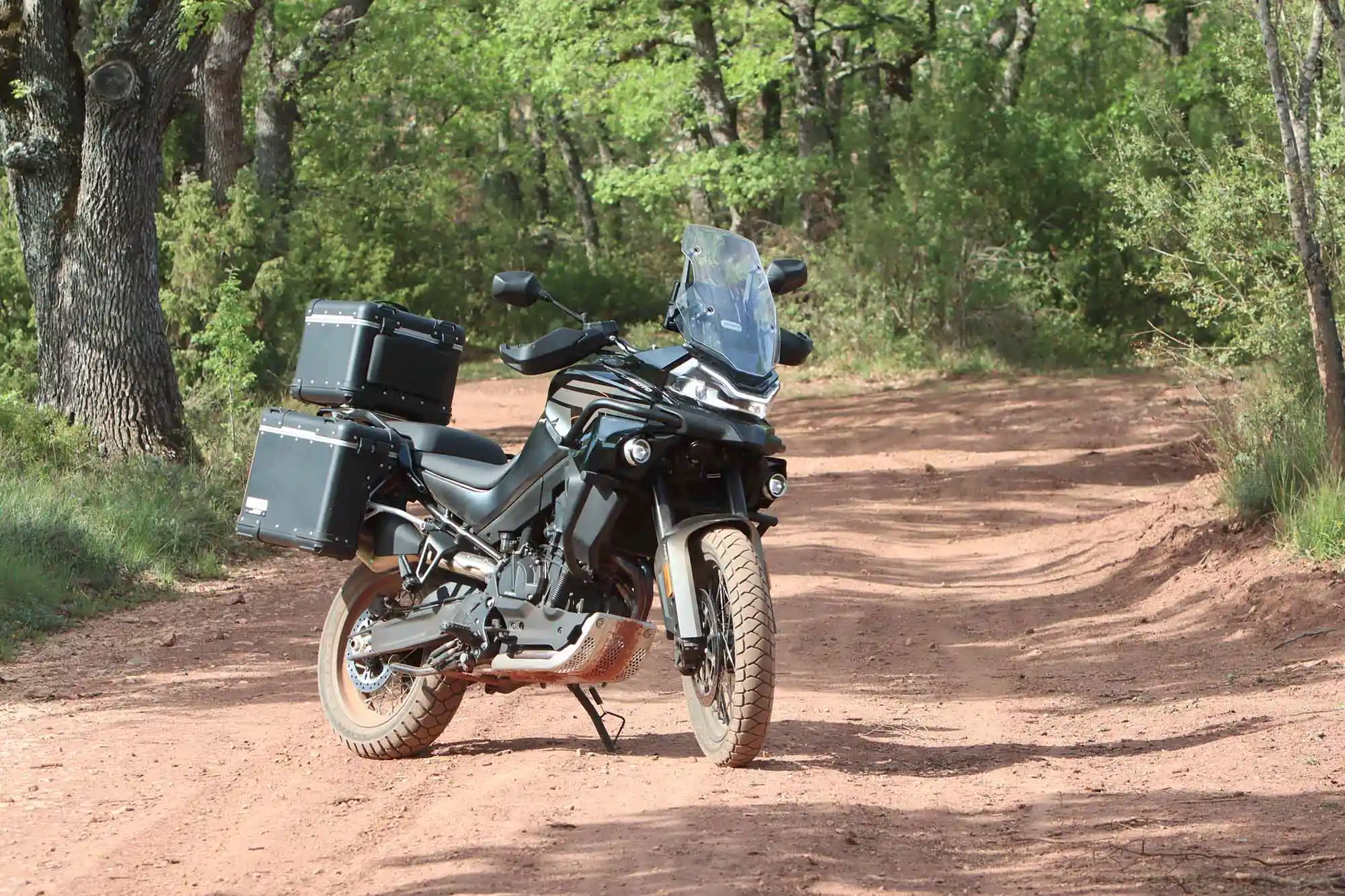 La CFMOTO 800MT, maintenant disponible en A2 !