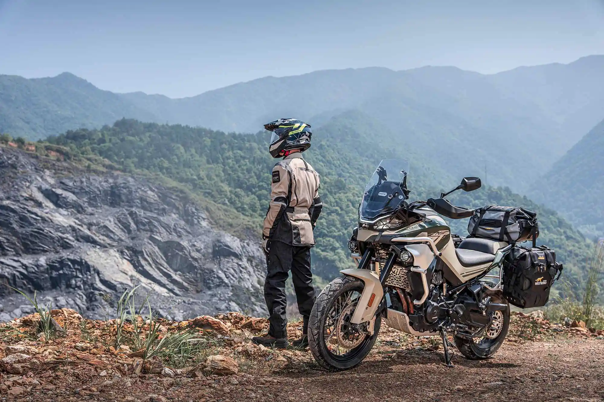 La CFMOTO 800MT, maintenant disponible en A2 !