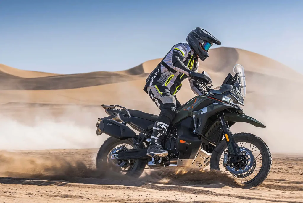 CFMOTO 1000MT-X : Le nouveau vaisseau amiral de la gamme MT