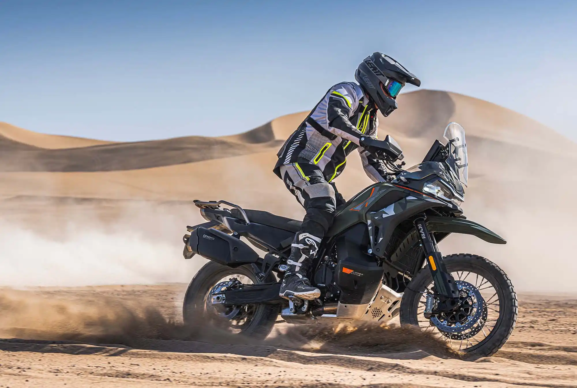 CFMOTO 1000MT-X : Le nouveau vaisseau amiral de la gamme MT