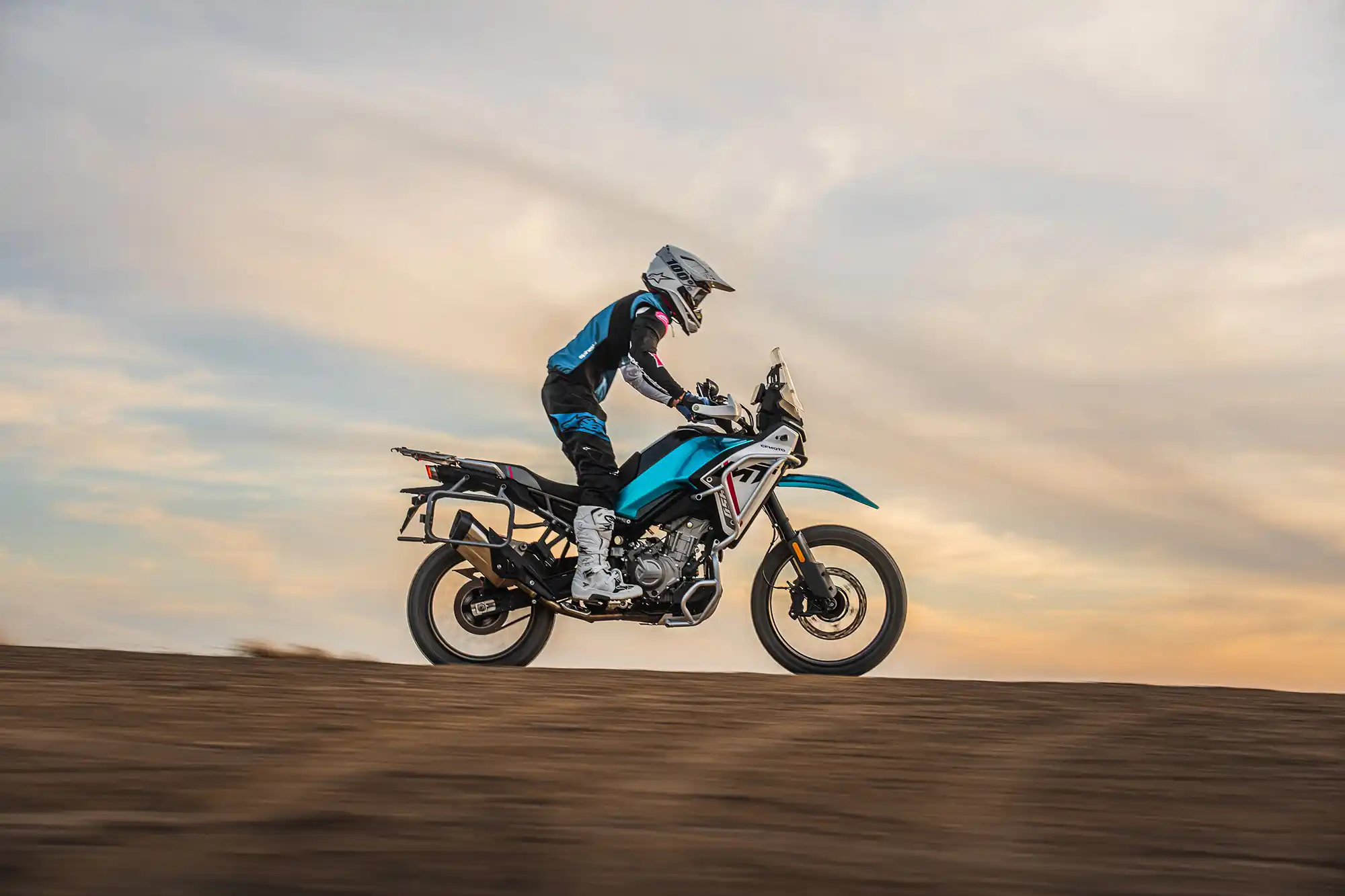 Nouvelle CFMOTO 450MT