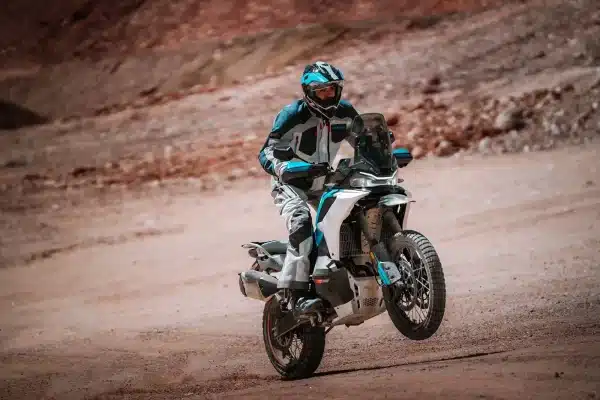 Lancement gamme Portugal 2025 - CFMOTO