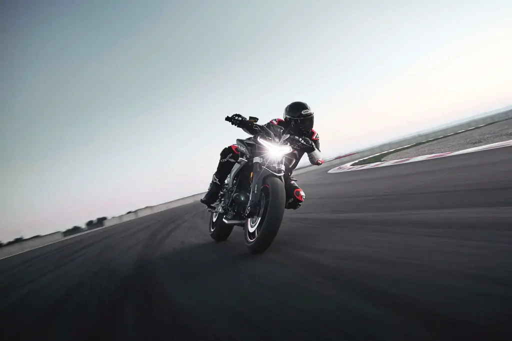 Nouvelle CFMOTO 800 NK