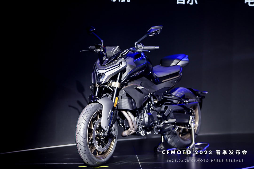 Conference de presse CFMOTO 800NK Papio XO