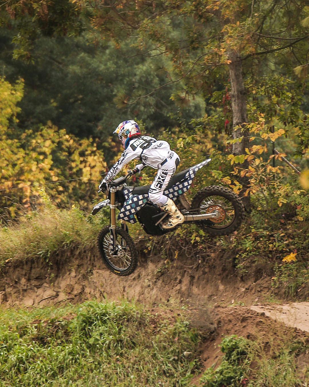 Motocross electrique Ronnie Renner CFMOTO