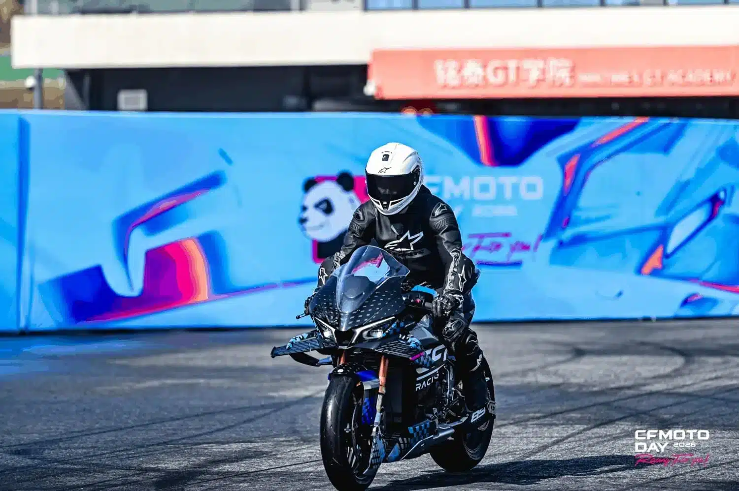 CFMOTO DAY 2026 — V4 SR-RR
