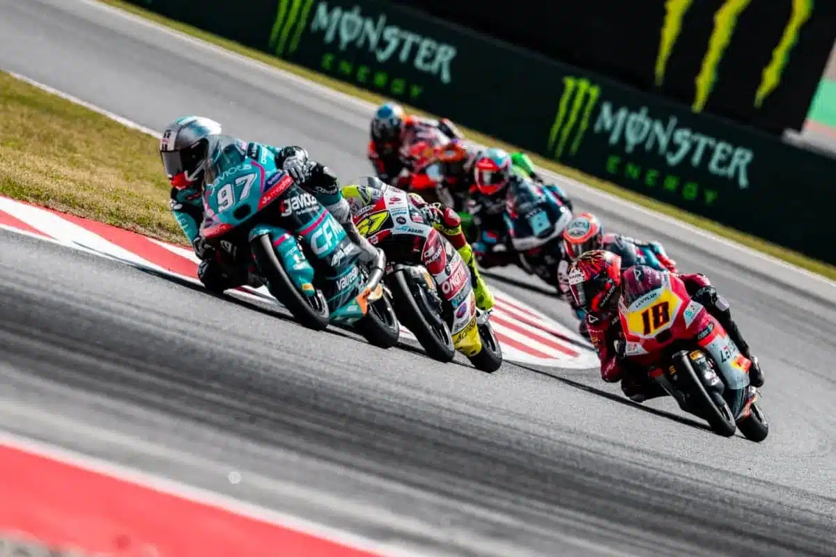 Pilotes Moto3 en piste au GP de Catalogne 2026, circuit de Barcelona-Catalunya, CFMOTO Aspar Team