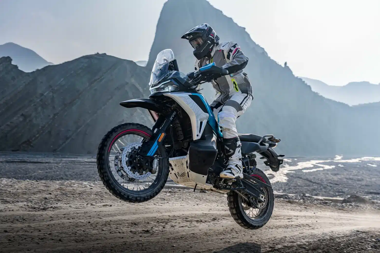 CFMOTO x Brembo — co-développement des systèmes de freinage