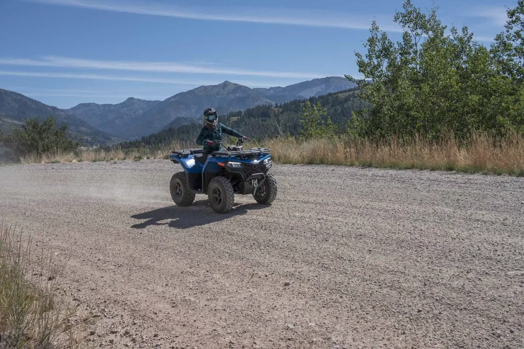 Photos Quads CFORCE 520 Court Blue Line T3 CFORCE 520 Blue Lines CFMOTO